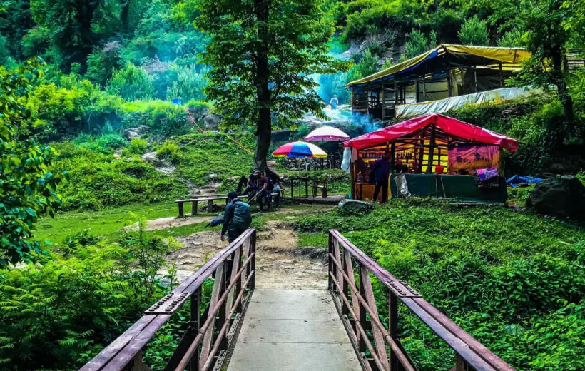 ⁠Kheer ganga trek